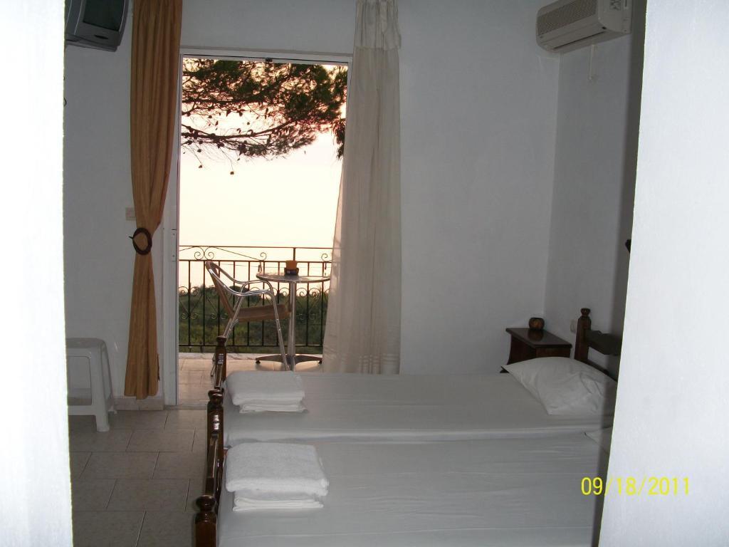 Ermones Mare Apartment Phòng bức ảnh