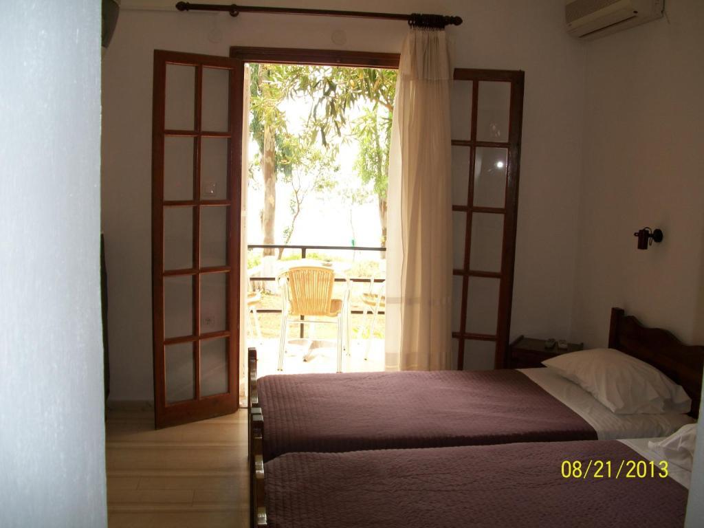 Ermones Mare Apartment Phòng bức ảnh